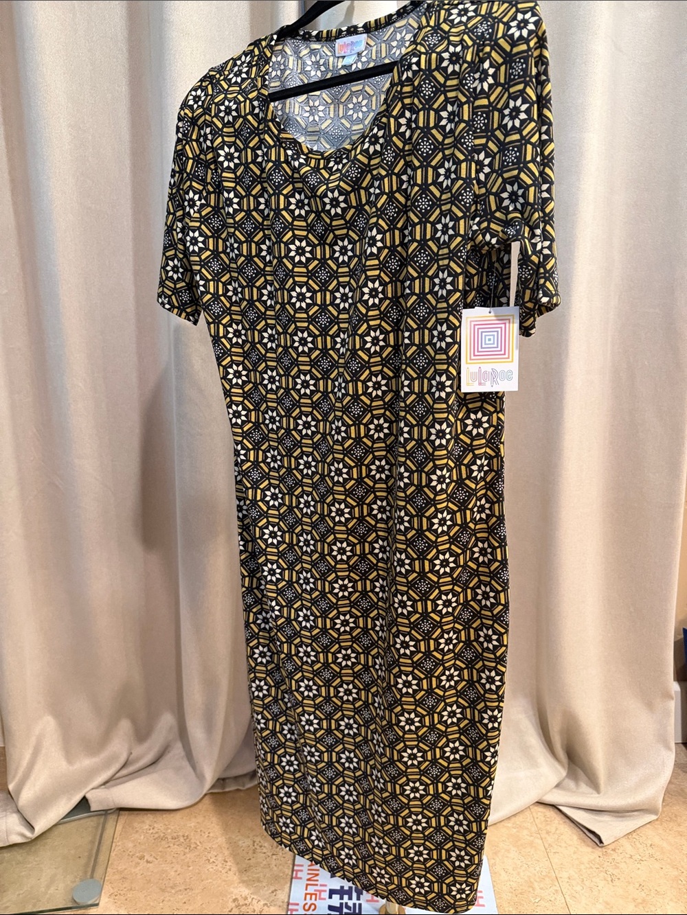 LuLaRoe Black and Mustard Geometric Julia Dress 2x NWT